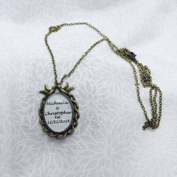 Meet your Posher, Jennifer - Picture 2 of 6